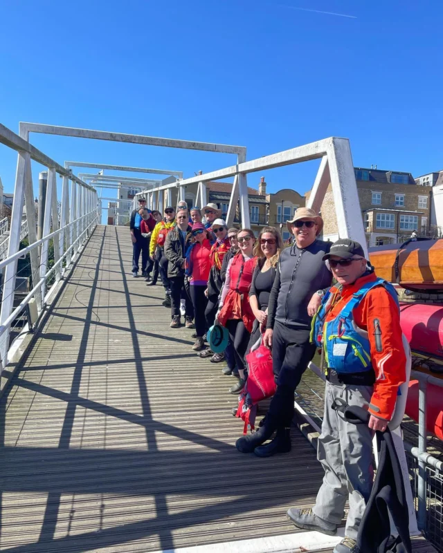 Great day on the river with perfect weather and a great bunch of people.  Next weekend is boat race so you need to get yourself up to Cambridge if you want to paddle.#kayaking #thames