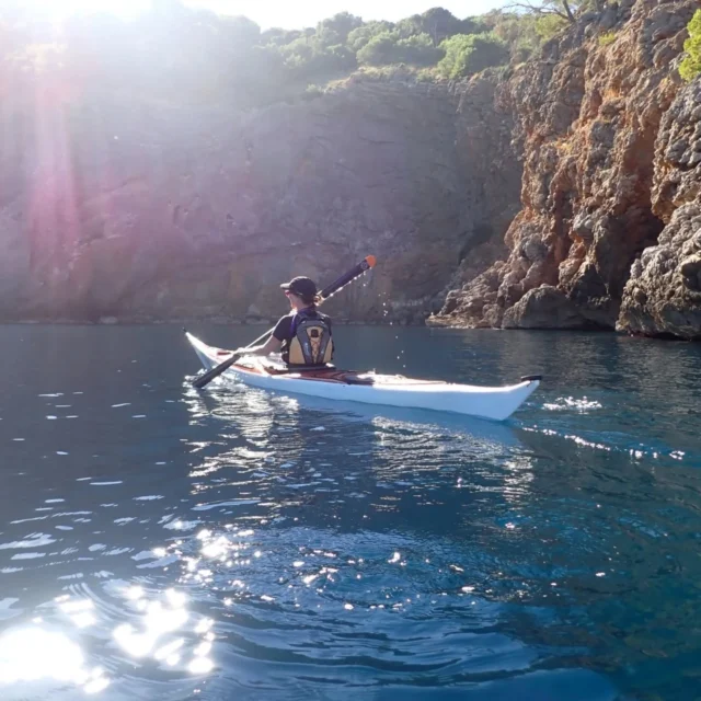A few of our favourite photos from a wonderful week in Majorca with Paul Hurrell from @seakayakdorset, and Pep Juaneda.

Additional photos by Paul H, Angela H and Dave R

#kayaking #majorca #Mallorca #friends #seakayakdorset #paddling #sunshine #cliffs @seglagear #paddleuk #gopaddling #chiswickpiercanoeclub #putneybridgecanoeclub #kayaklife #Novembersun
