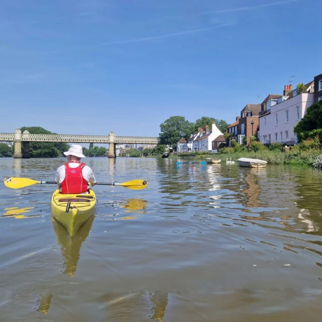 This Sunday we managed to put on two sessions as the first was full, and the weather was too glorious not to go out.

Congratulations to Warren for leading his first outing as a PSTL.

#kayaking #Thames #London #summer