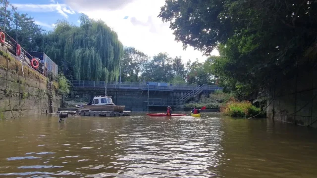 A perfect late afternoon mates paddle, exploring Beverly Brook (the little bit we could access) and the Thames

#kayakthames #gopaddling #London