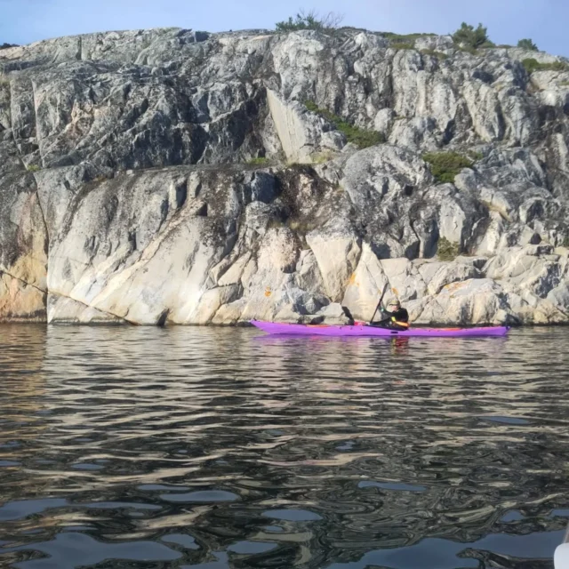I might be a little bit obsessed with these boat colours...

#kayaking #FinnishArchipelago #DesignKayaks